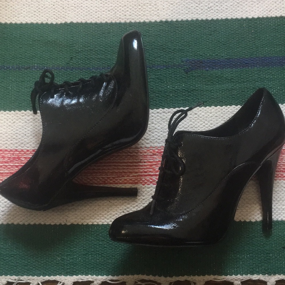 Sexy patent leather Aldo heels